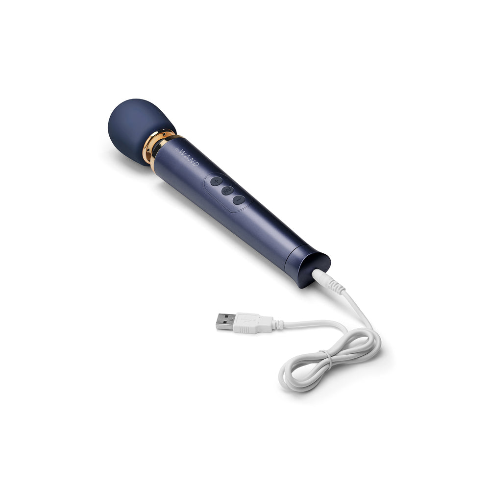 le wand petite rechargeable vibrating wand massager