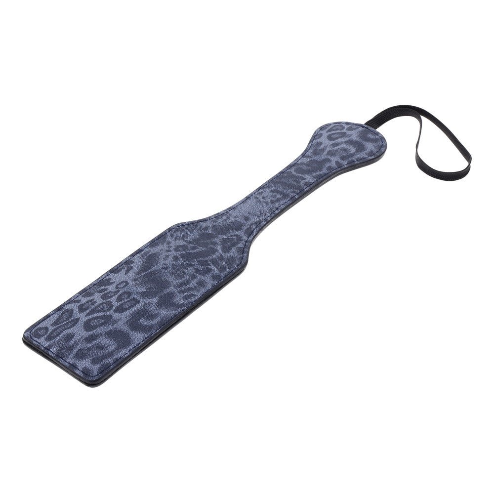 premium sportsheets cougar faux fur flogger
