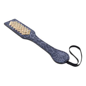 sportsheets cougar faux fur flogger